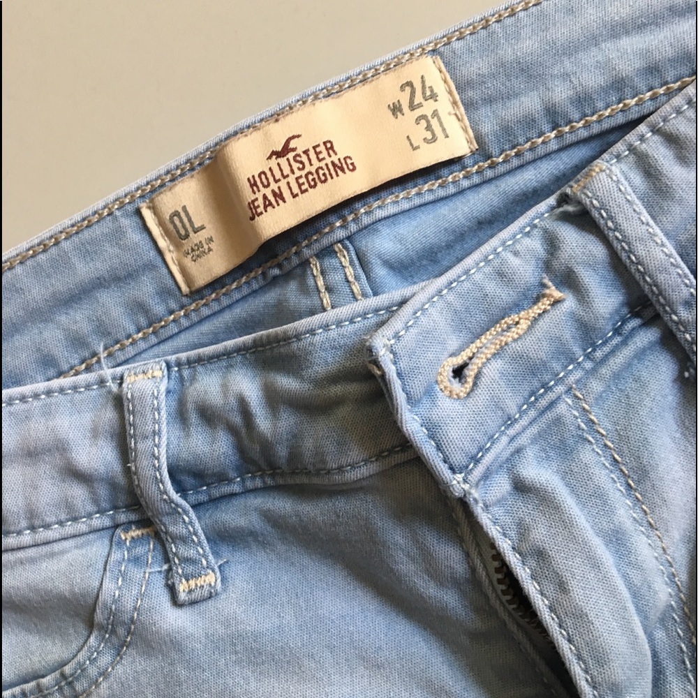 Light wash skinny jeans